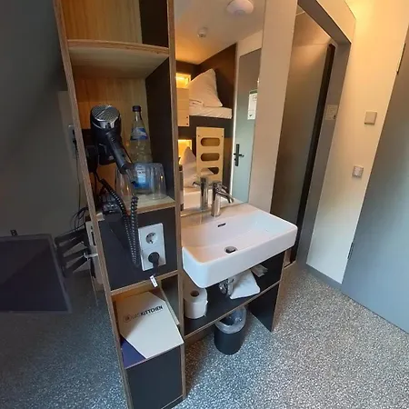 Kittchen Hotel *