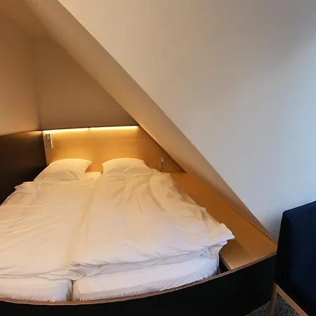 Kittchen Hotel *